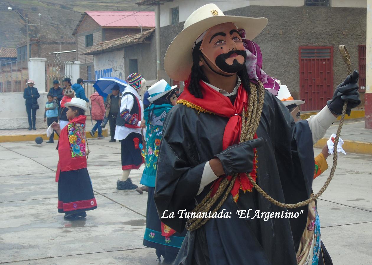Pousada Villa Huaripampa ハウハ エクステリア 写真