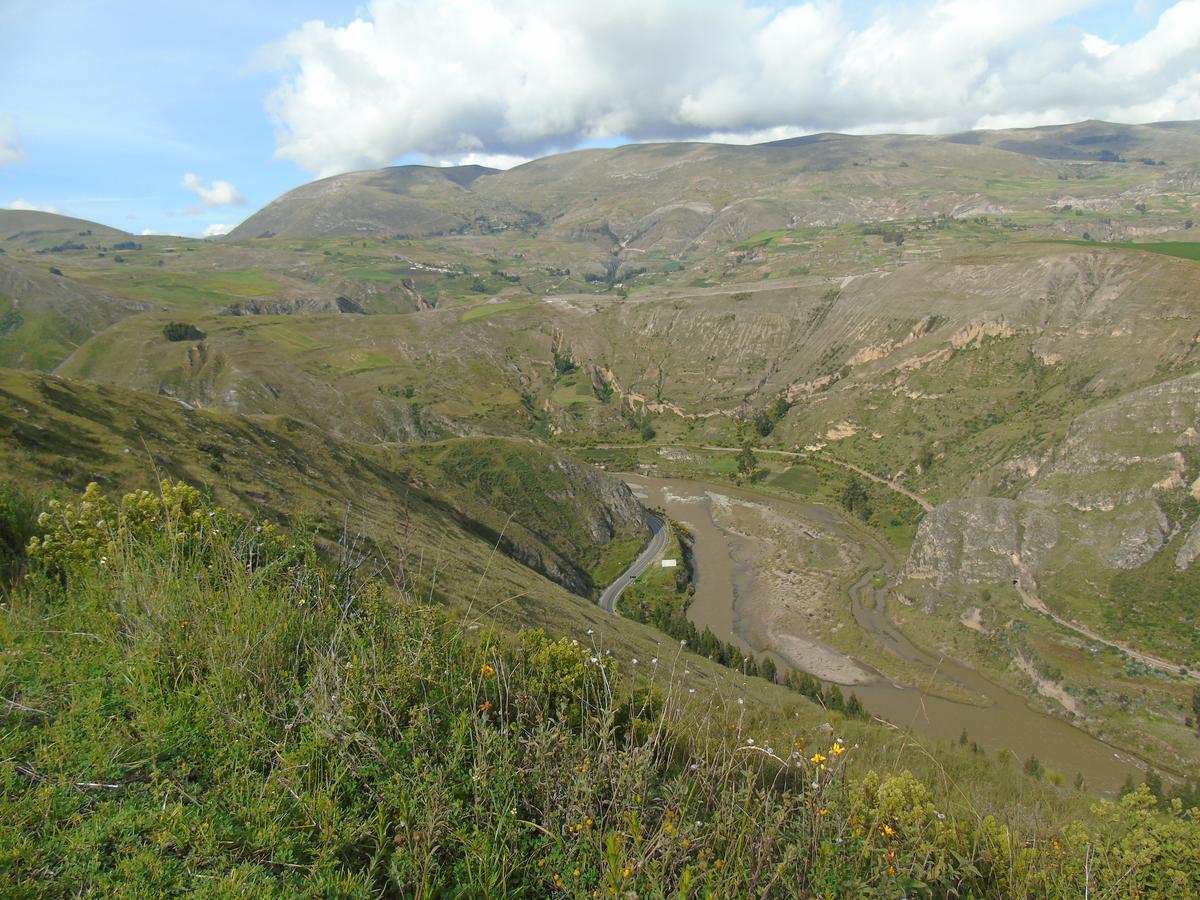 Pousada Villa Huaripampa ハウハ エクステリア 写真